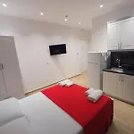 Marilenas Garden 아파트 사밀