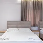 Marilenas Garden 아파트 사밀