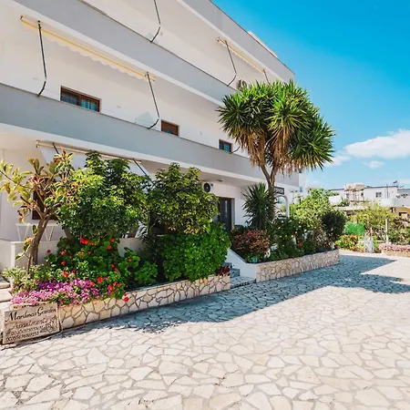 Marilenas Garden